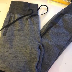 lululemon joggers
